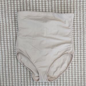 Maidenform High-Waist Shapewear in Cream